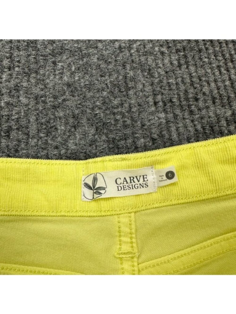 Carve Designs Oahu Citron Corduroy Cut Off Frayed Hem Shorts Preppy Womens sz 6 - Picture 2 of 9